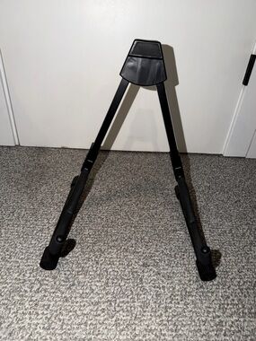 Black Folding Guitar/Instrument Stand